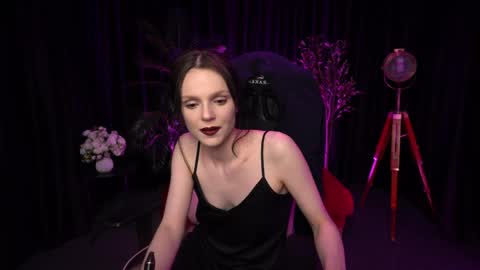 Snapshot of wild_alice_me chatting on April 2026 06:10:01 PM Alice online show from April 2026 06:10:01 PM
