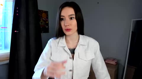 Anika online show from November 2025 10:40:02 AM