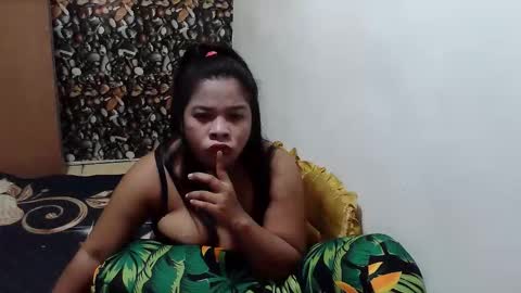 wild_flower_69 online show from February 2026 06:00:02 AM