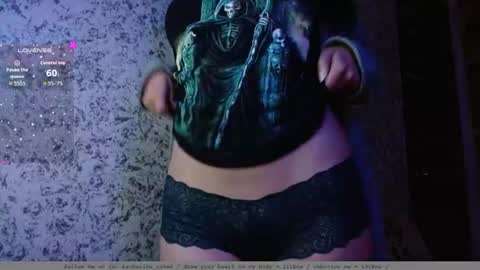Snapshot of wild_kittys chatting on July 2026 06:33:03 AM Katherine and James online show from July 2026 06:33:03 AM