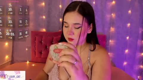 Snapshot of wild_lilhy chatting on January 2025 07:49:02 PM Lily online show from January 2025 07:49:02 PM
