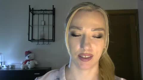 Alina online show from February 2025 02:45:01 PM