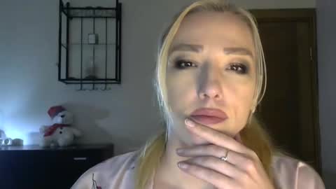 Alina online show from February 2025 02:19:02 PM