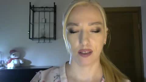 Alina online show from March 2025 11:27:01 AM