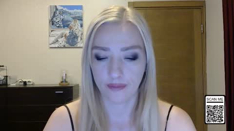 Alina online show from September 2025 12:49:02 PM