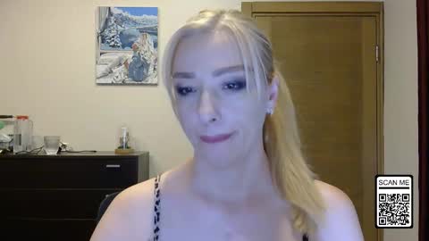 Alina online show from September 2025 12:38:02 PM