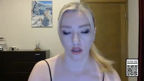 Alina online show from October 2025 01:30:01 PM