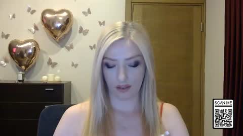 Snapshot of wild_silk_desire chatting on June 2026 03:58:02 PM Alina online show from June 2026 03:58:02 PM