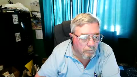 Snapshot of wildbill52 chatting on May 2026 09:19:01 PM Bill online show from May 2026 09:19:01 PM