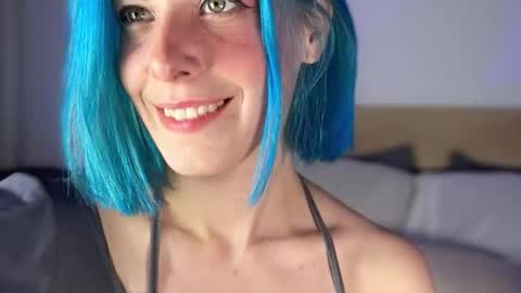 OF JunoHoly online show from October 2025 08:51:02 PM