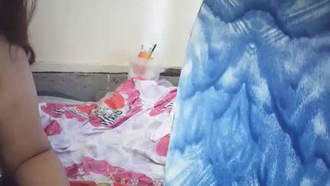 wildflower2006 online show from September 2025 11:43:01 PM