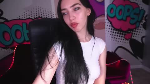 Alena online show from September 2025 05:45:02 AM