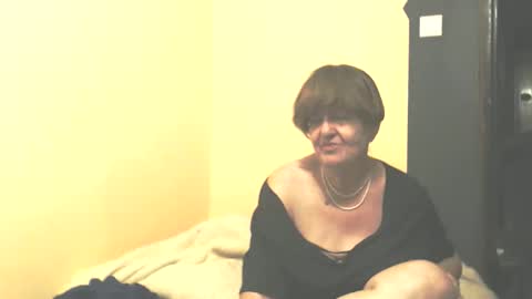 WildRedCat online show from September 2025 11:26:01 PM