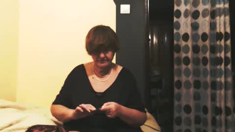 WildRedCat online show from October 2025 09:03:02 PM