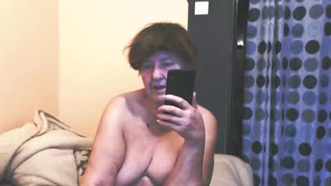 WildRedCat online show from November 2025 11:11:02 AM