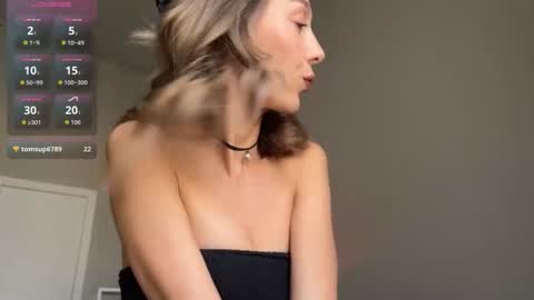 wildsable_ online show from October 2025 09:29:02 AM