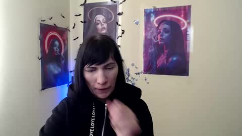 Snapshot of wildsoul8 chatting on February 2026 05:51:01 AM Rosalinda online show from February 2026 05:51:01 AM