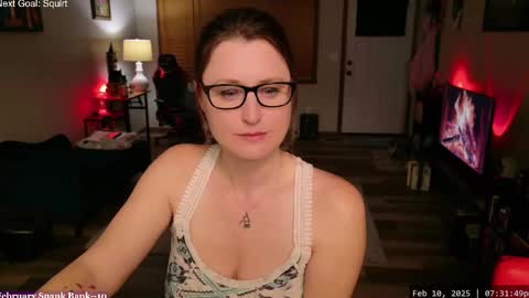 Snapshot of wildsouthernpeach chatting on February 2025 01:31:01 AM Ivy online show from February 2025 01:31:01 AM