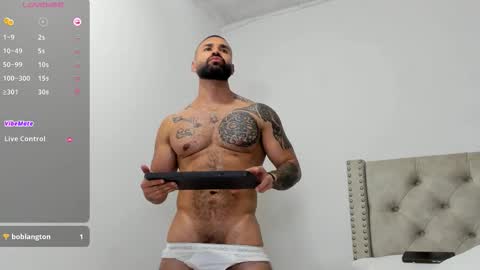 Snapshot of will20022 chatting on December 2025 12:41:01 AM BASTIANBURDESX online show from December 2025 12:41:01 AM