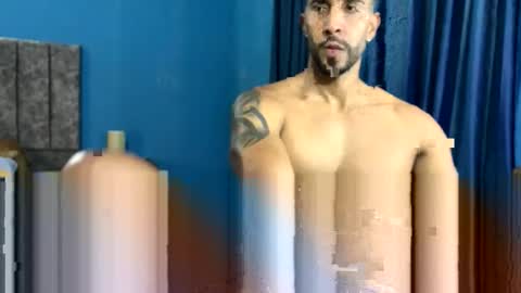 OLIVER SANZ online show from November 2025 03:12:02 PM