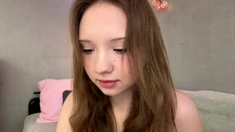 Snapshot of willenasow chatting on April 2026 03:13:01 PM Olivia online show from April 2026 03:13:01 PM