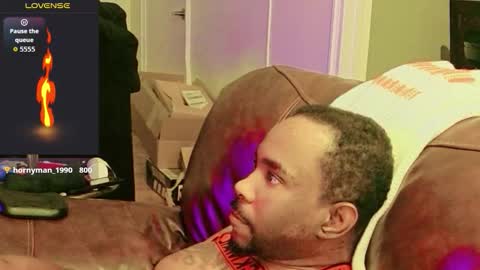 YaBoyTJ online show from November 2025 12:05:02 PM