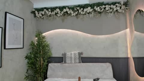 Ms Willow online show from December 2024 05:59:02 PM