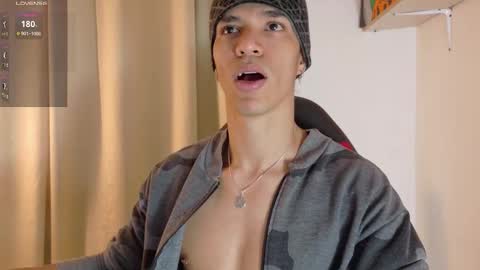 willy_veins online show from October 2025 12:03:02 PM