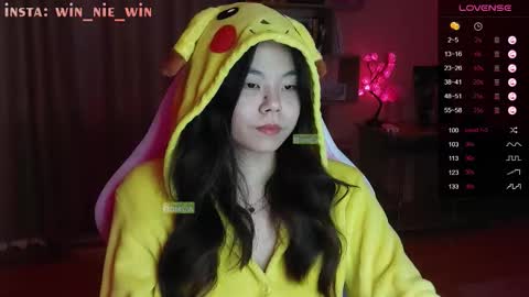 Snapshot of win_nie chatting on October 2025 03:27:01 AM Winnie online show from October 2025 03:27:01 AM