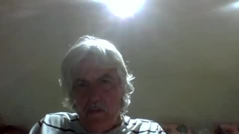 Snapshot of winedog2020 chatting on February 2026 01:03:01 AM Gundja Man online show from February 2026 01:03:01 AM