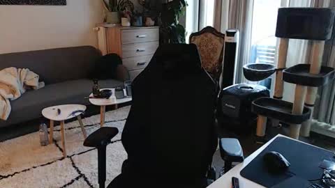 cream36 online show from November 2025 08:31:01 AM