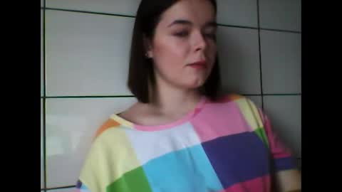 Snapshot of winter__white_rose chatting on December 2024 11:09:01 AM Emma online show from December 2024 11:09:01 AM