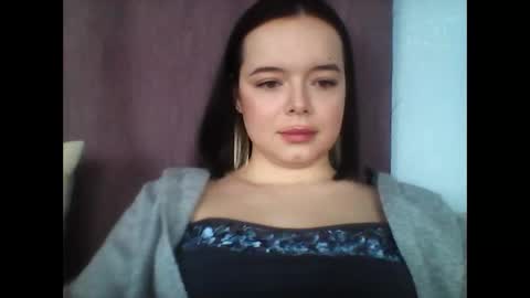 Snapshot of winter__white_rose chatting on January 2025 11:43:02 AM Emma online show from January 2025 11:43:02 AM