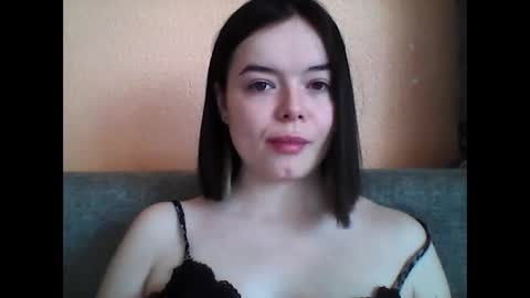 Snapshot of winter__white_rose chatting on January 2025 01:21:02 PM Emma online show from January 2025 01:21:02 PM
