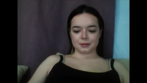 Snapshot of winter__white_rose chatting on February 2025 12:49:01 PM Emma online show from February 2025 12:49:01 PM