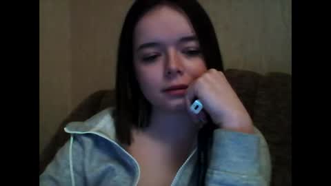 Snapshot of winter__white_rose chatting on February 2025 04:25:02 PM Emma online show from February 2025 04:25:02 PM