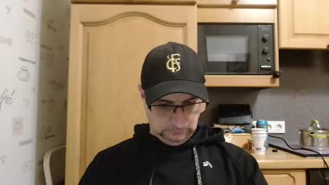 Snapshot of wirzwei8883 chatting on December 2024 07:00:01 PM Dirty online show from December 2024 07:00:01 PM