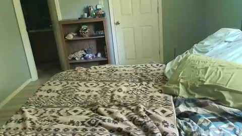 Snapshot of witchbitchmommy chatting on May 2026 03:27:01 PM witchbitchmommy online show from May 2026 03:27:01 PM