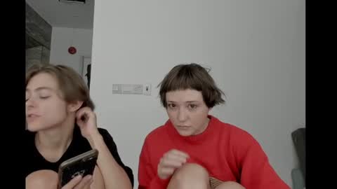 Snapshot of witches_curves chatting on June 2026 08:46:02 AM Nemo online show from June 2026 08:46:02 AM