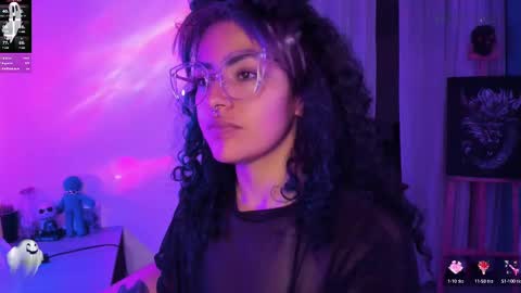     Luna Violeta  A r t i s t  online show from February 2025 01:57:02 AM