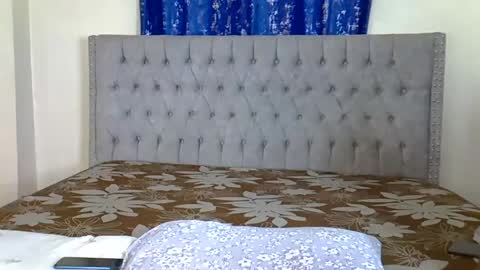 girlie o online show from December 2024 03:20:02 PM