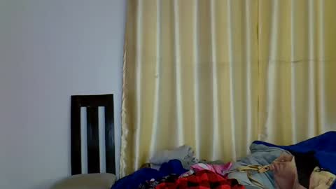 girlie o online show from February 2025 01:10:01 AM