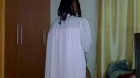 girlie o online show from March 2025 01:21:01 PM