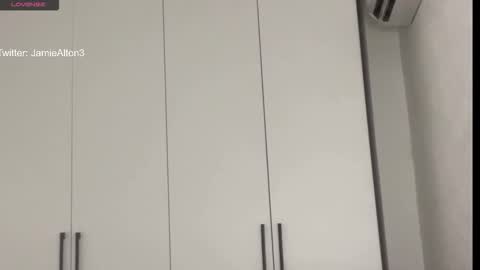 Wlademar online show from February 2026 05:19:01 AM