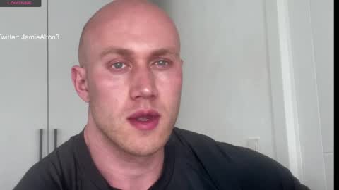 Snapshot of wlademarbergs chatting on May 2026 07:05:02 AM Wlademar online show from May 2026 07:05:02 AM