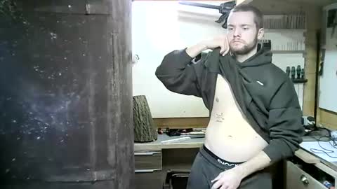 wolf021221 online show from October 2025 03:18:01 PM