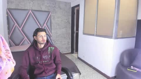 Snapshot of wolf_kitty0 chatting on March 2026 11:32:01 AM Nicolas Y Laura online show from March 2026 11:32:01 AM