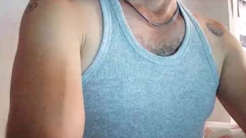 Snapshot of wolfofsea chatting on October 2025 12:30:01 AM Luis online show from October 2025 12:30:01 AM