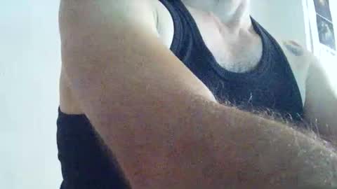 Snapshot of wolfofsea chatting on November 2025 06:32:01 PM Luis online show from November 2025 06:32:01 PM