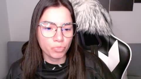 Alex online show from September 2025 02:15:02 AM